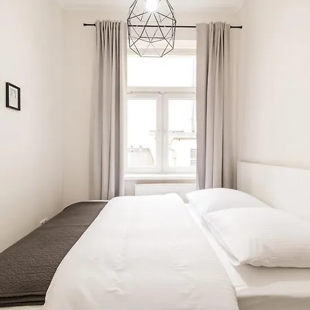 Native Apartments Czysta 5 Краків Екстер'єр фото